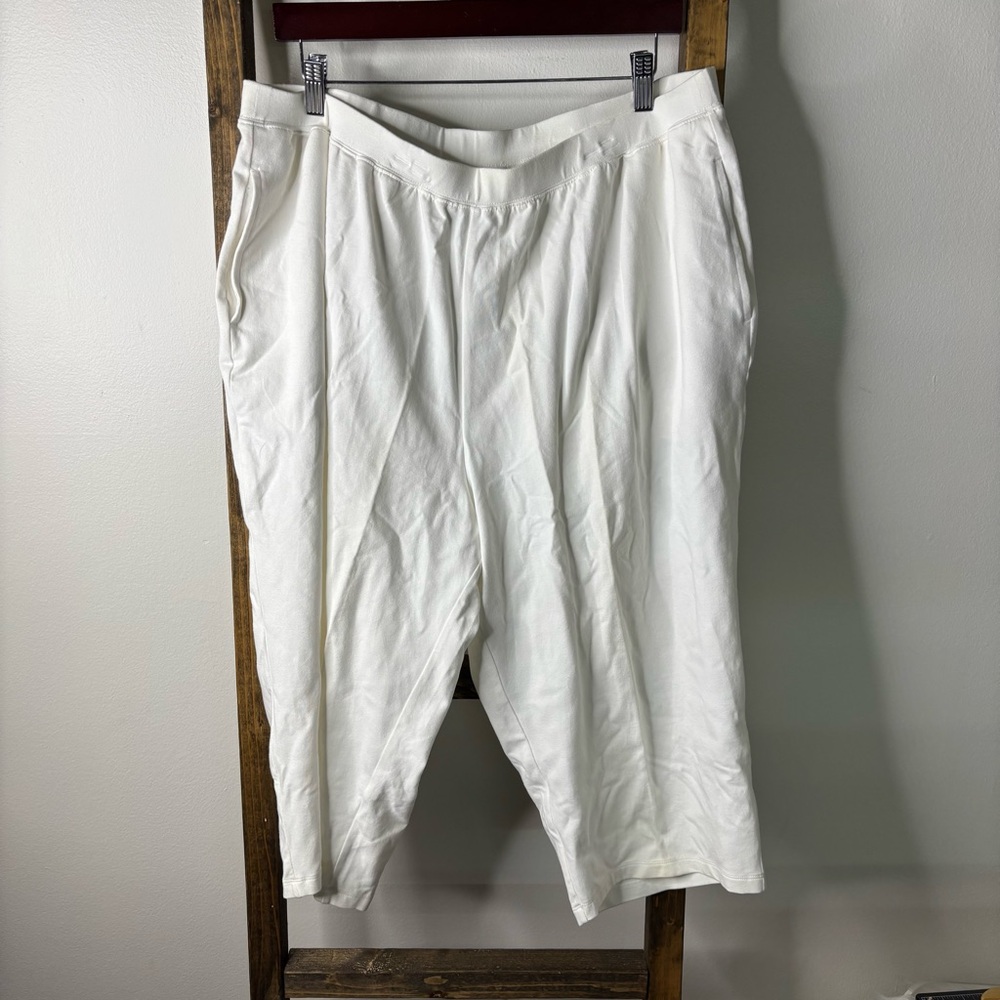 Liz & Me Essentials White Pants